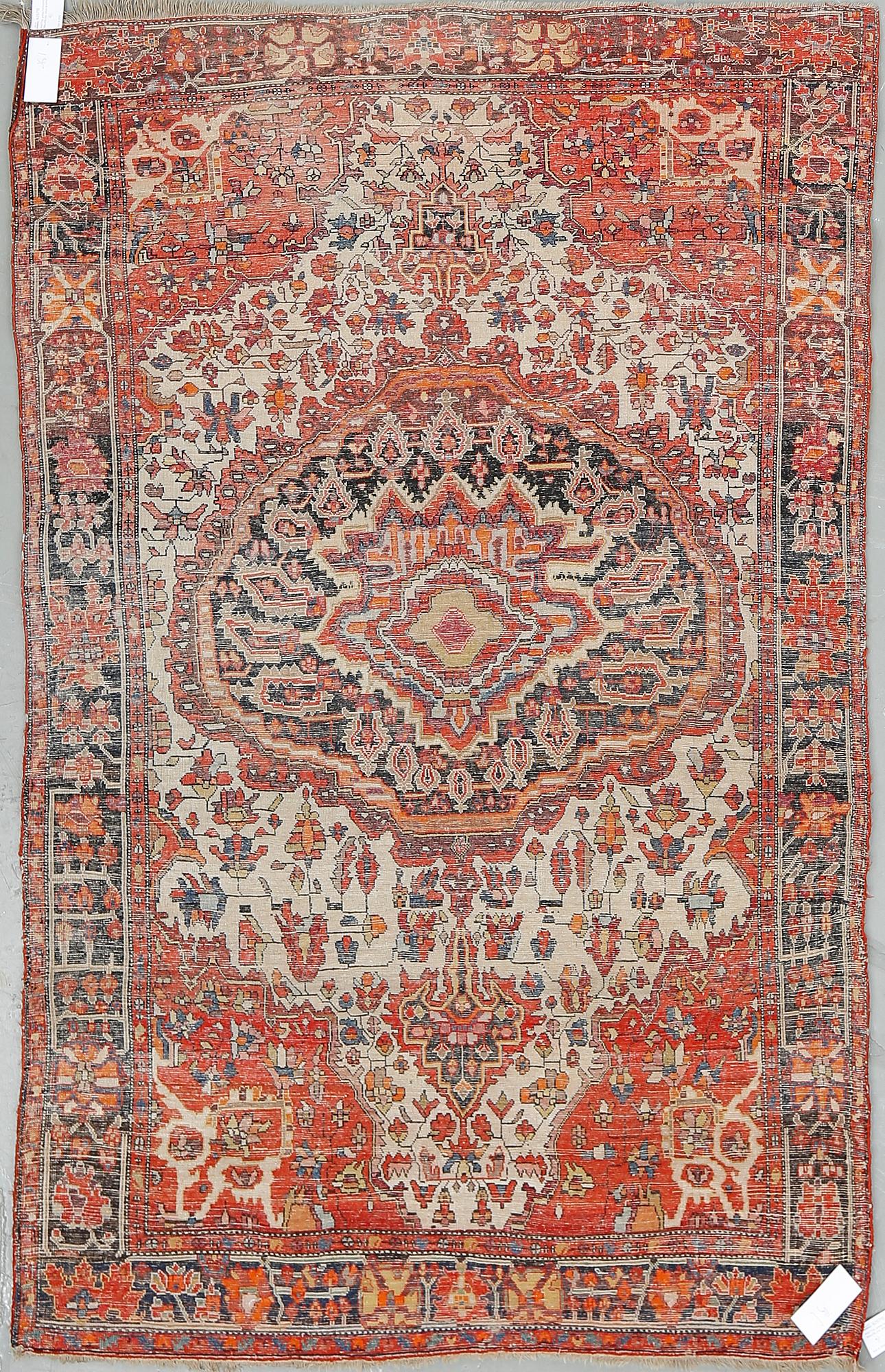 MATTA, antik/semiantik orientalisk. Ca 186x115 cm.