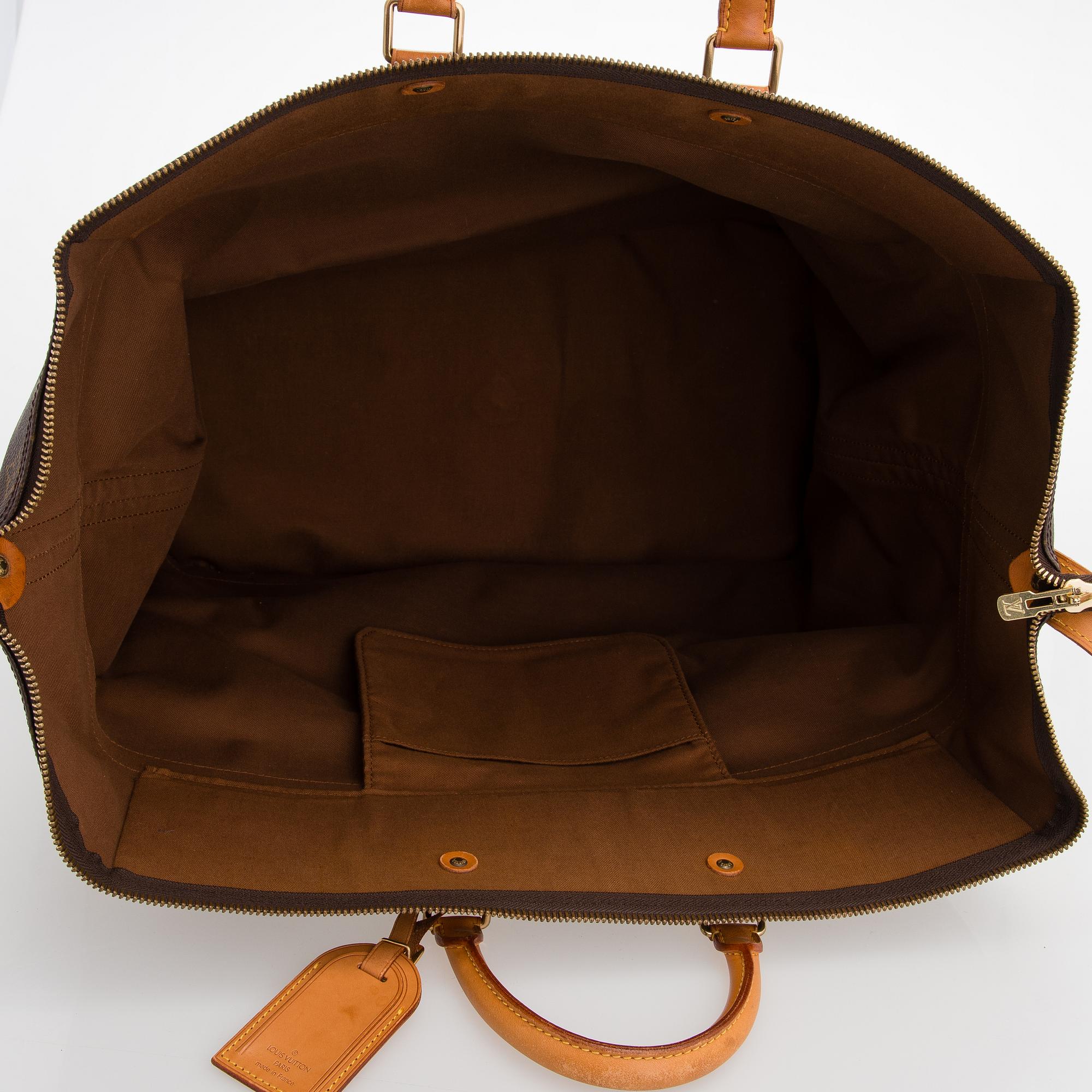 Louis Vuitton, A 'Monogram Cruiser 50' Bag.