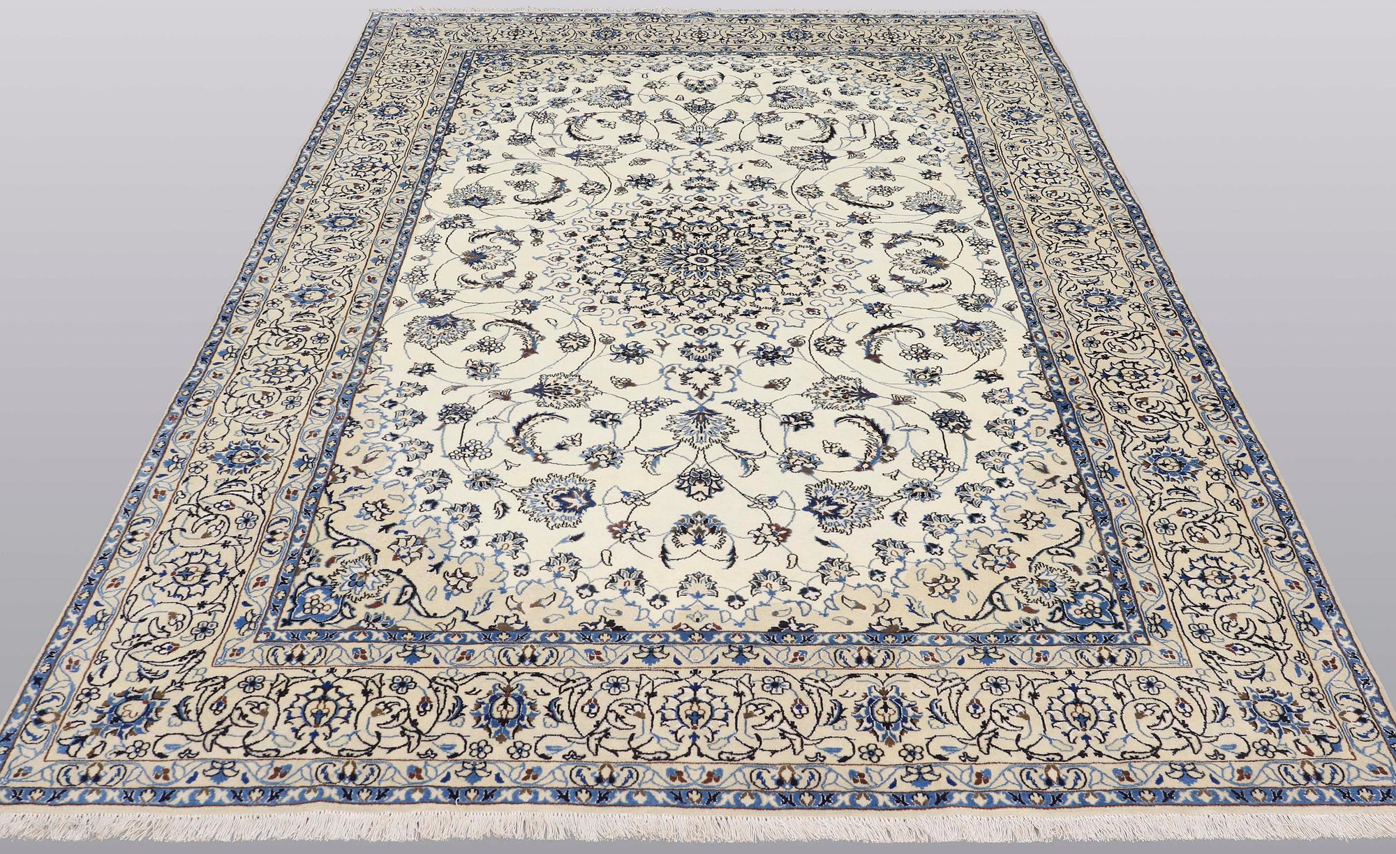 Matta, Nain part silk, sk 9LAA, ca 500,000 knutar/kvm, 296 x 191 cm.