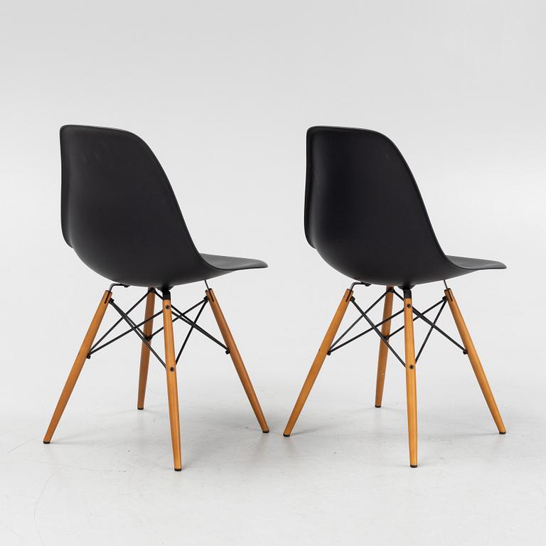 Charles & Ray Eames, stolar, ett par, "Plastic chair DSW", Charles & Ray Eames, Vitra, 2016.