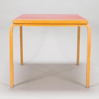 Alvar Aalto, a mid-20th-century '82' table for O.Y. Huonekalu- ja Rakennustyötehdas.