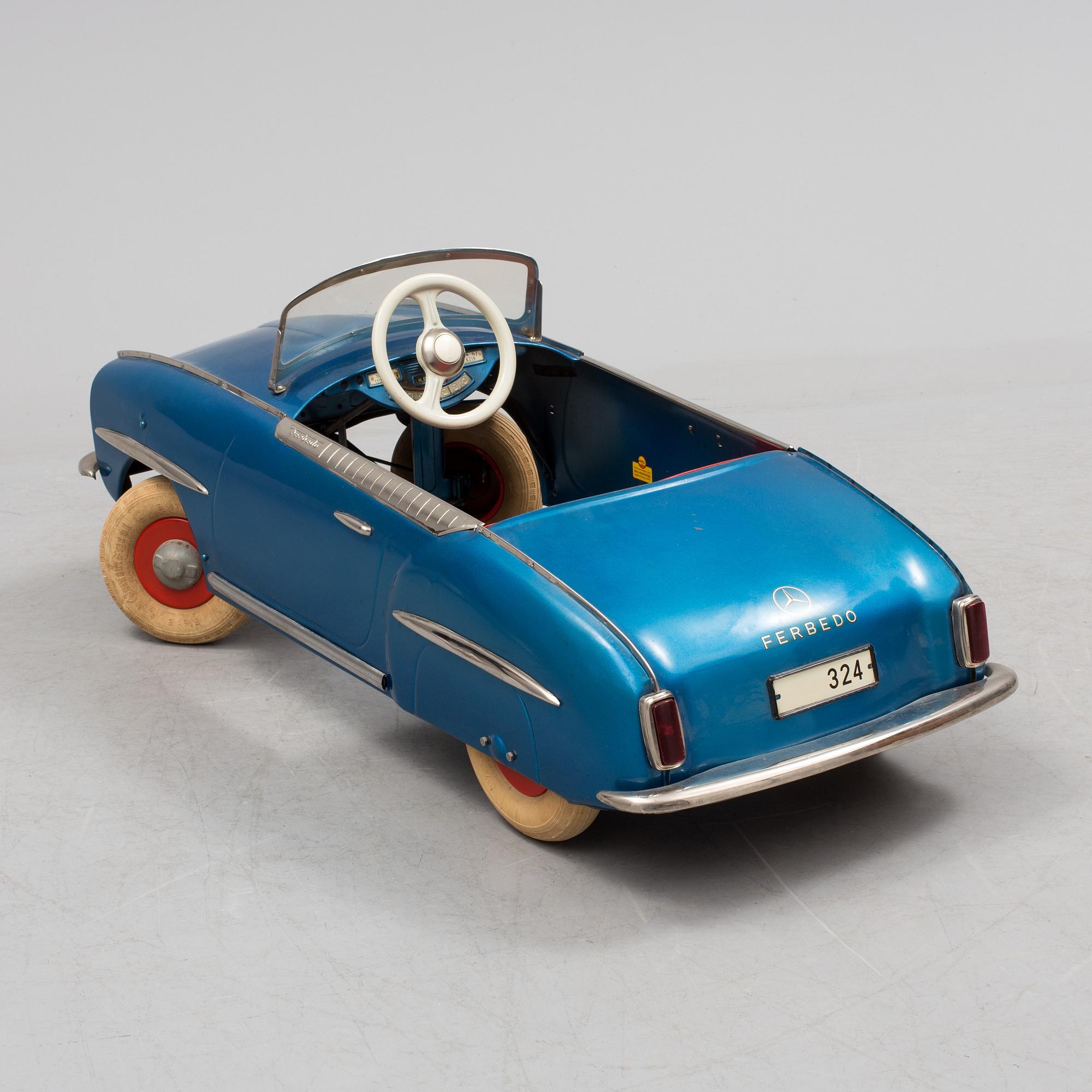 Ferbedo pedal car cheap