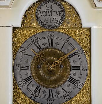 A LONGCASE CLOCK, late 18th / early 19th century.