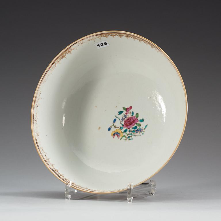 A famille rose punch bowl, Qing dynasty, Qianlong (1736-95).