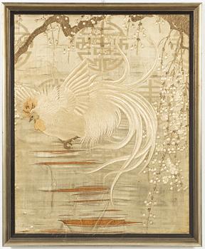 Sidenbroderier, två stycken, Kina, 1900-talets första hälft.