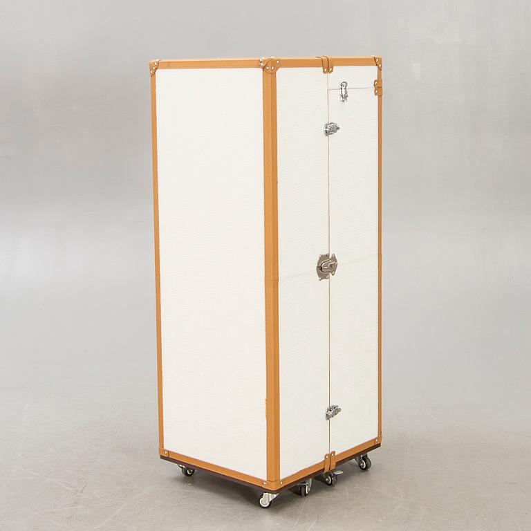 A 21st century leather trunk.