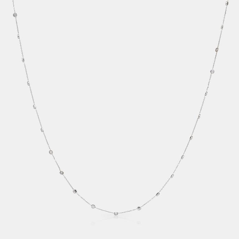 COLLIER med briljantslipade diamanter totalt ca 0.92ct.