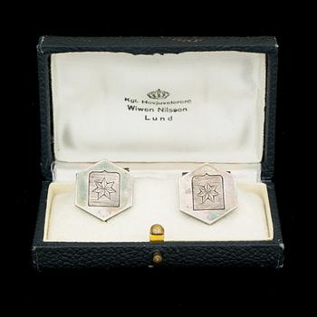 MANSCHETTKNAPPAR, sterlingsilver, Wiwen Nilsson, Lund, 1944. Vikt ca 16 g.