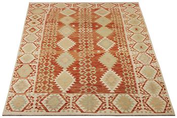 A Kilim carpet, c. 301 x 198 cm.