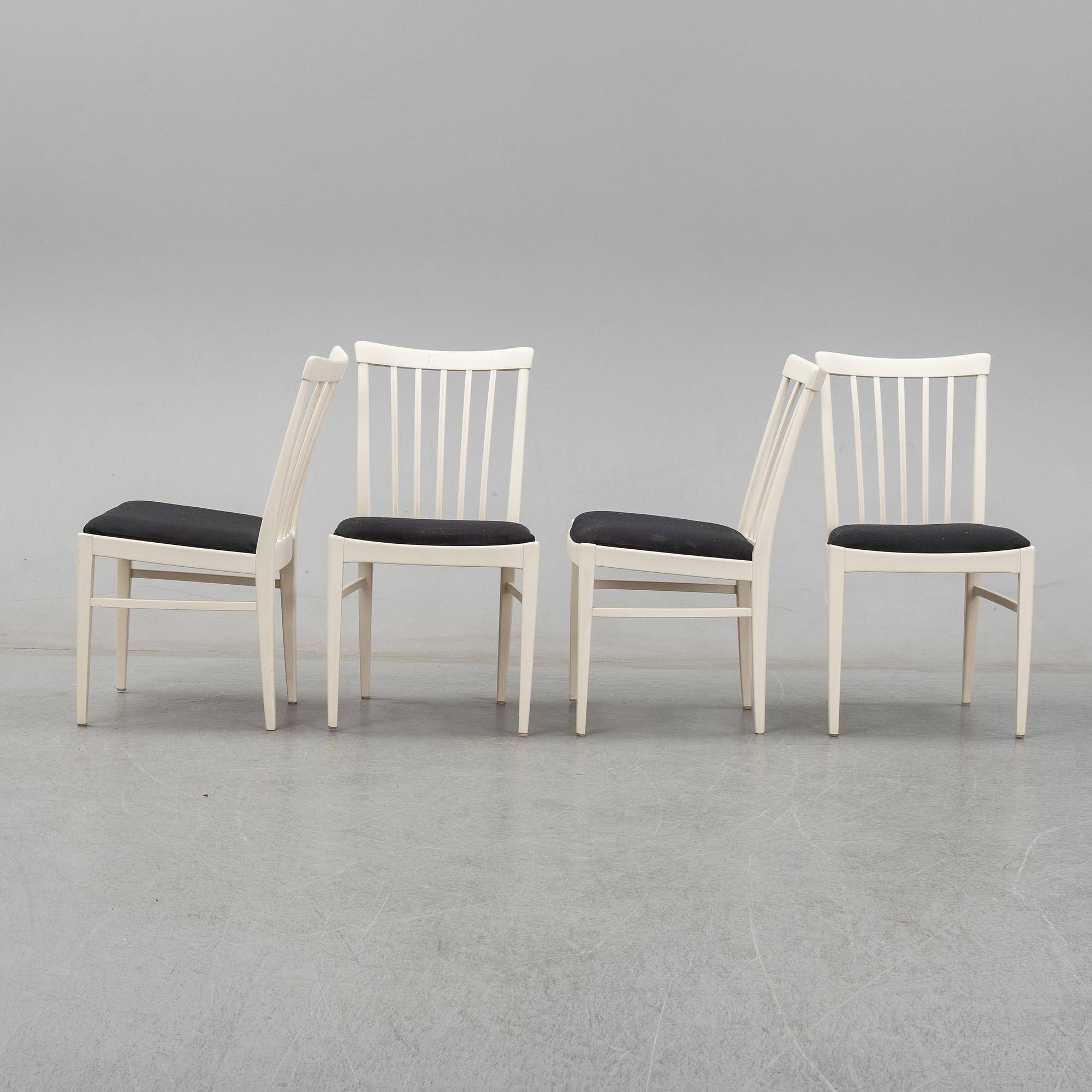 Carl Malmsten, A dining table with four chairs, Bodafors 1960's.