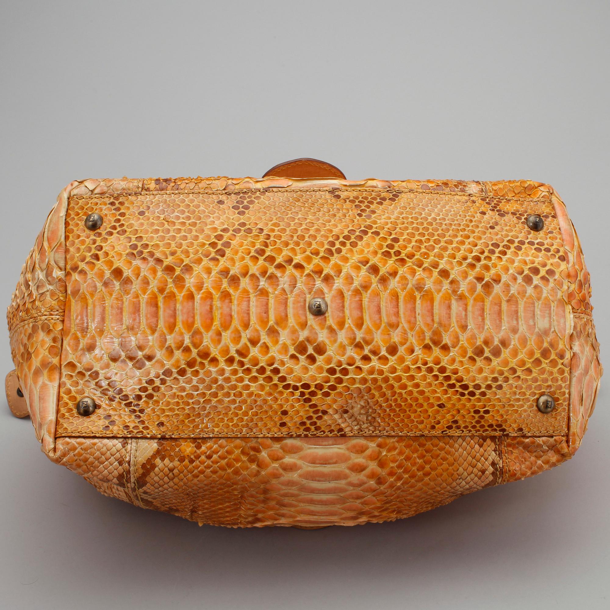 HANDVÄSKA, Fendi.