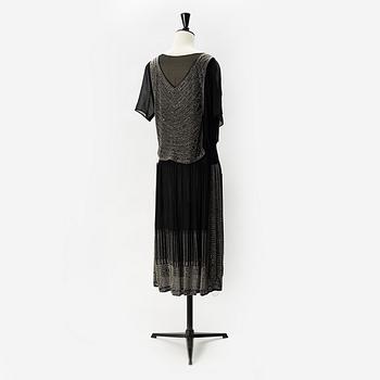 A 1920's pearl embroidered dress.