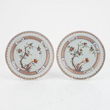 A set of six imari verte dishes, Qing dynasty, Kangxi (1662-1722).