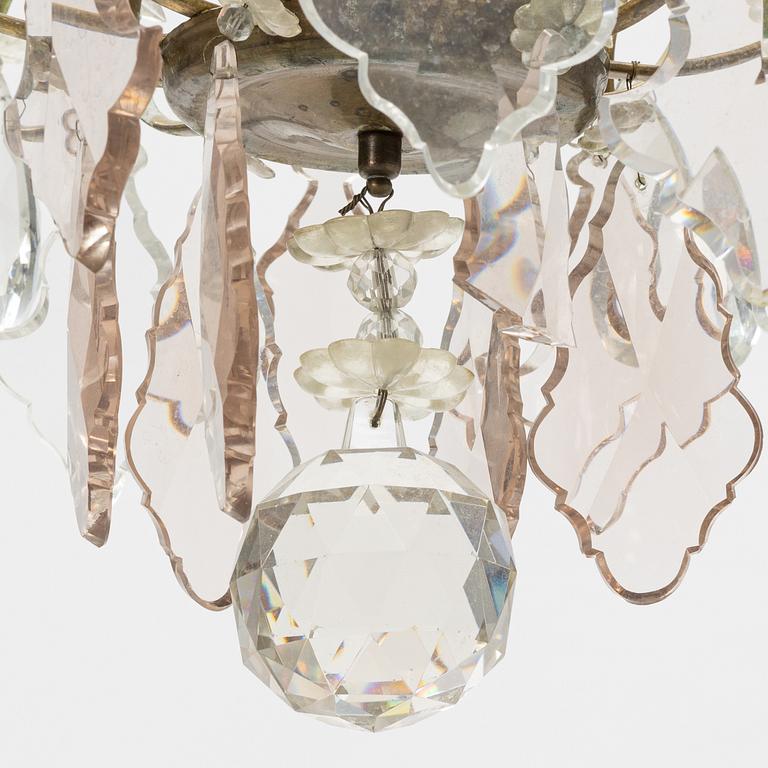 A Rococo style chandelier, early 20th Century.