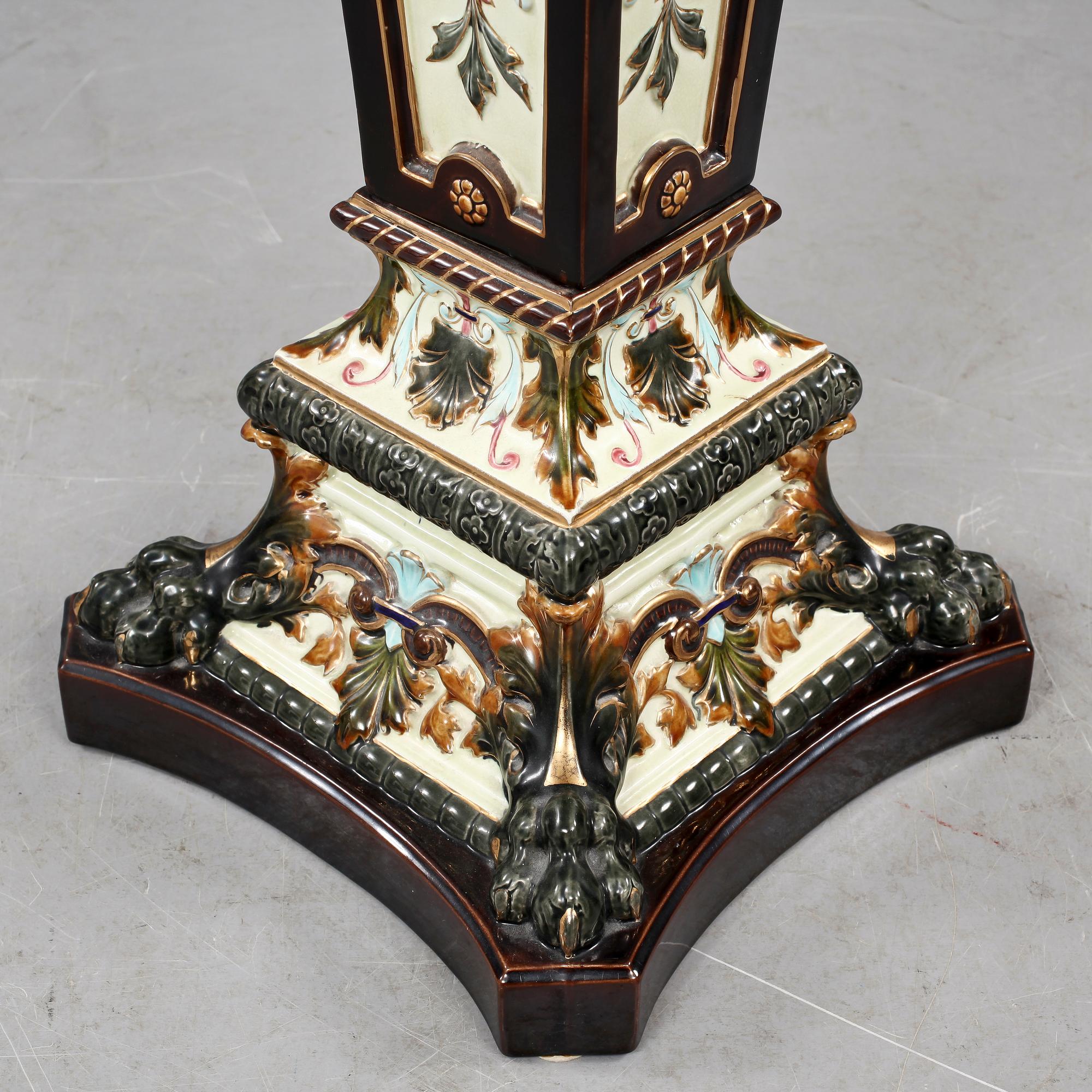 PIEDESTAL, flintgods, Rörstrand, 1800-talets slut.