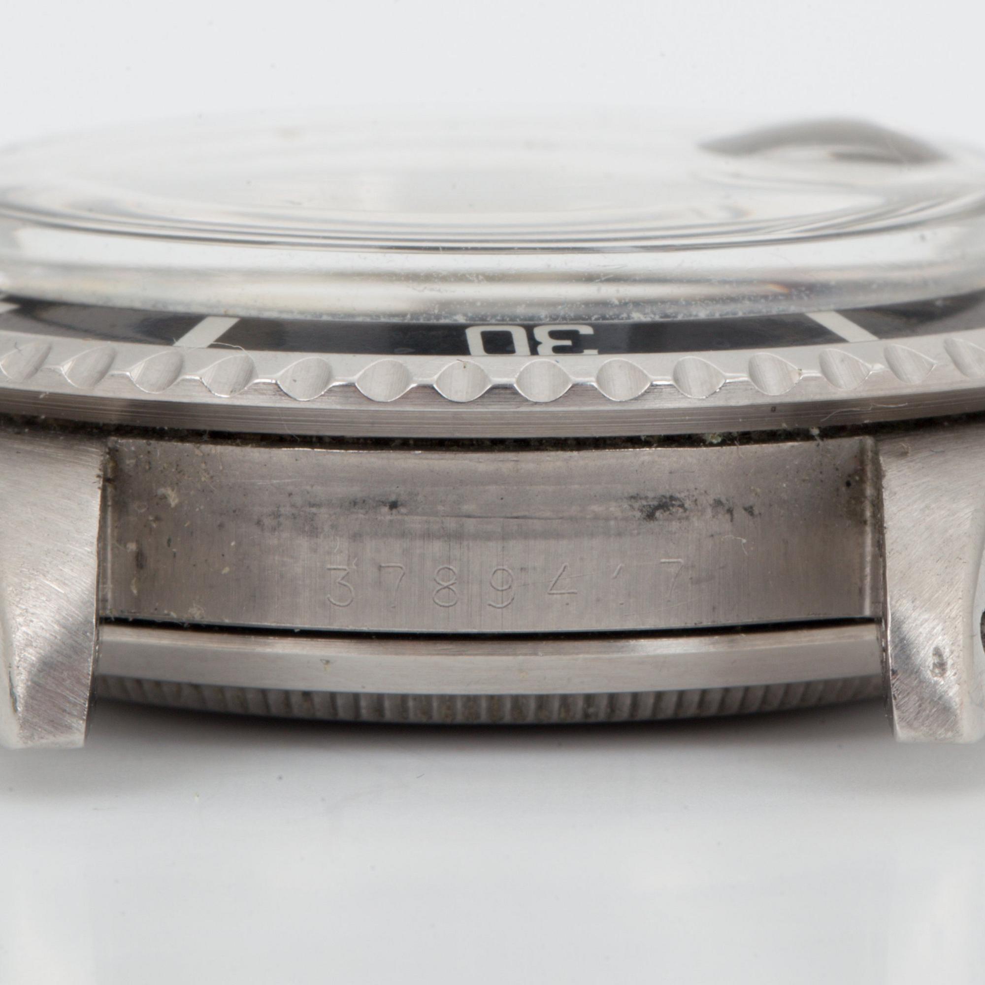 ROLEX, Oyster Perpetual Date, Submariner (660ft=200m, SWISS-T, Mark VI), Chronometer, "Red", wristwatch, 40 mm.