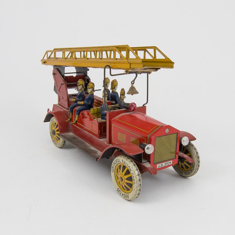 A Distler tinplate fire truck, Germany, 1930s.