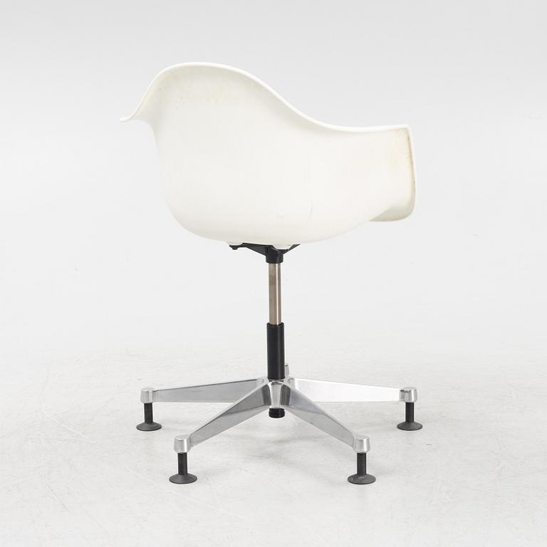 Charles & Ray Eames, a 'PACC' chair, Vitra.