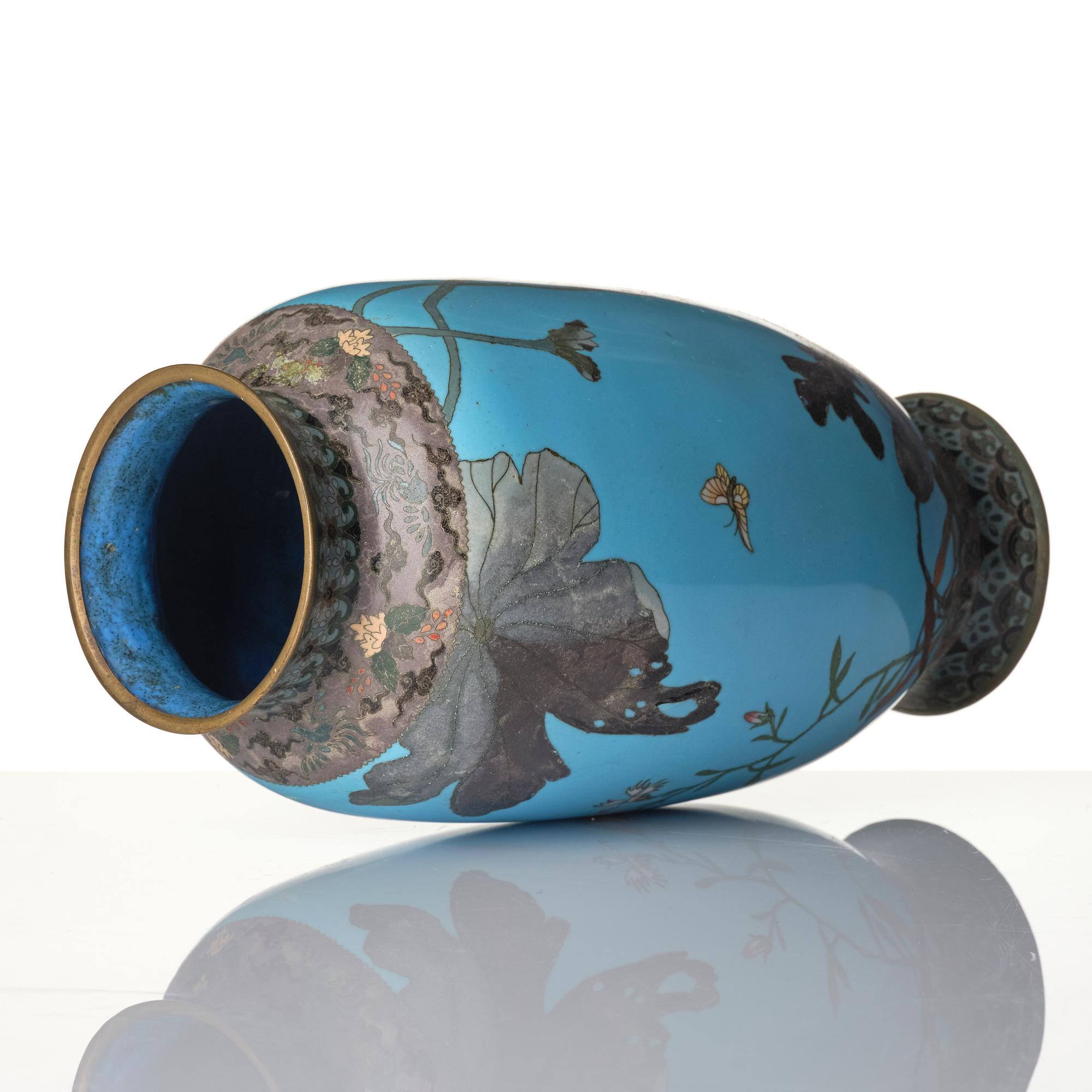 A Japanese cloisonné vase, first part of the 1900s.