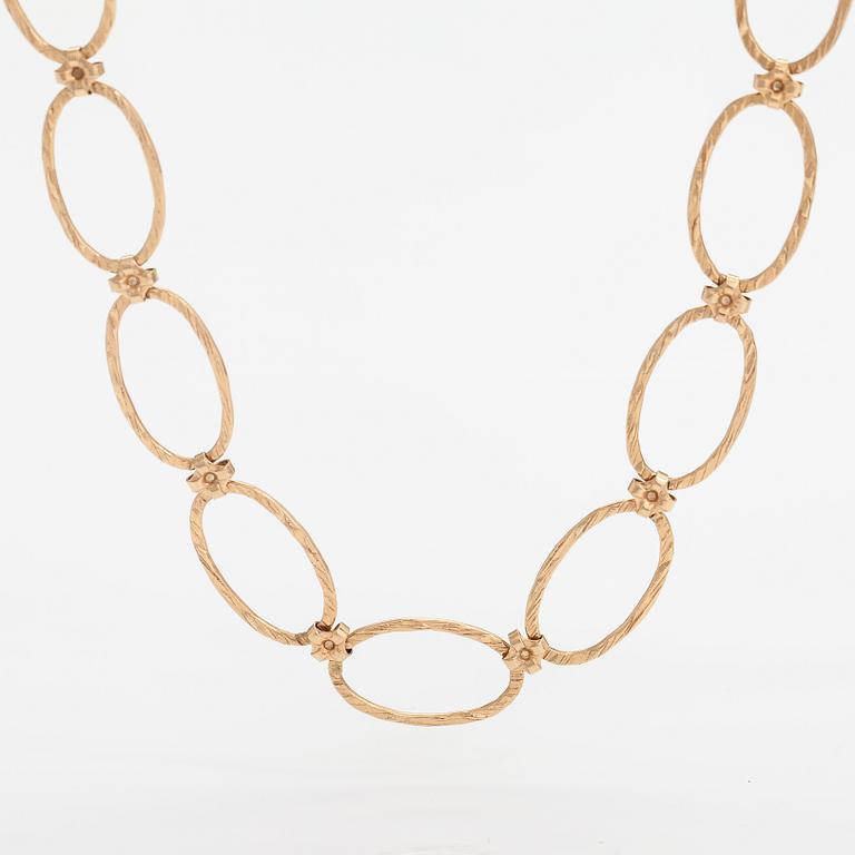 Elis Kauppi, A 14K goldnecklace. Kupittaan kulta, Turku,