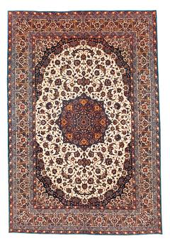 1206. SEMI-ANTIQUE/OLD ESFAHAN. 310 x 211,5 cm (as well as approximitley 2 cm patterned flat weave at each end).
