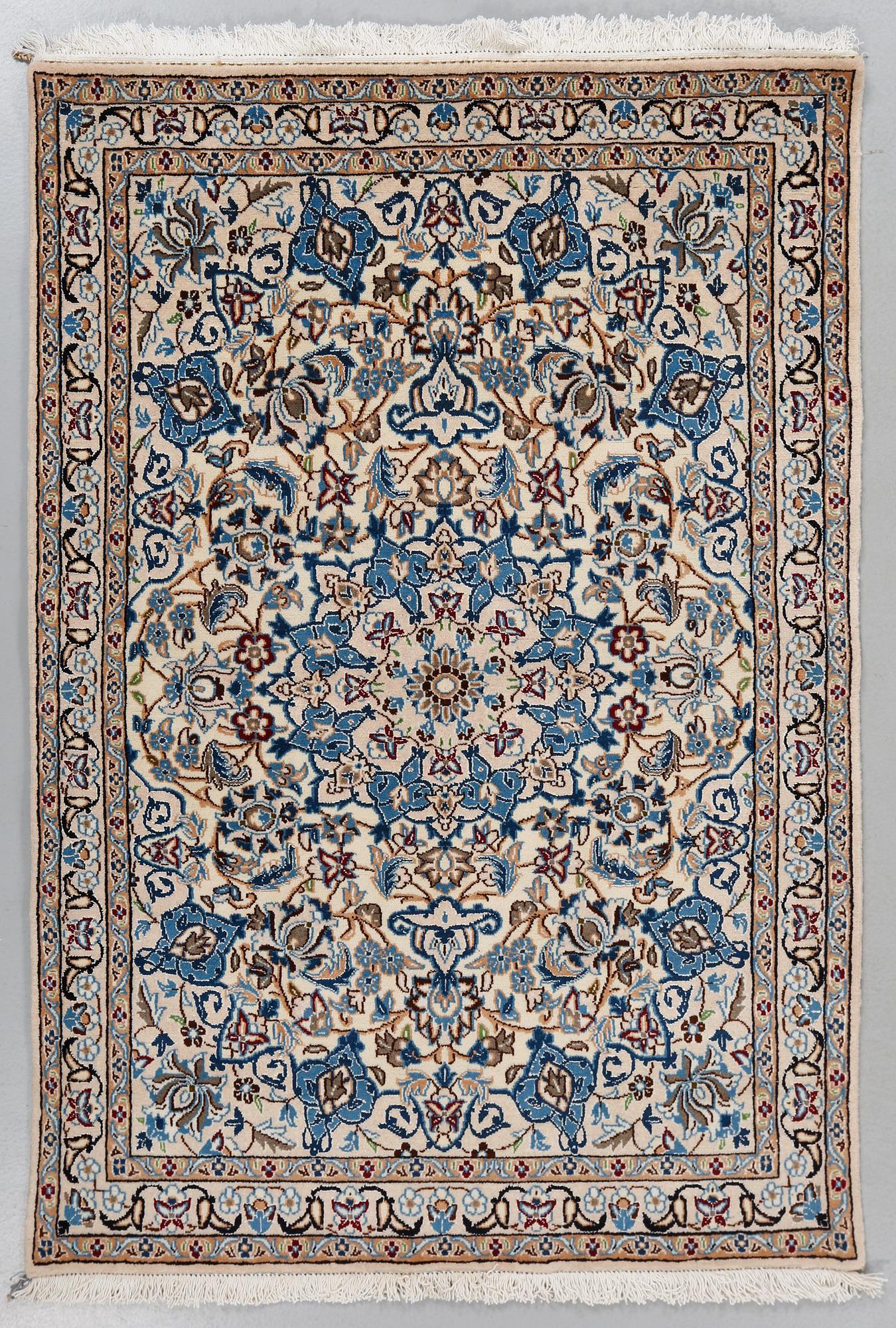 MATTA, Nain, modern tillverkning, 158 x 105 cm.