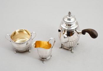SERVIS, 3 delar, silver, empiremodell, Guldsmedsaktiebolaget, GAB, Stockholm 1917. Total vikt 800 gram.