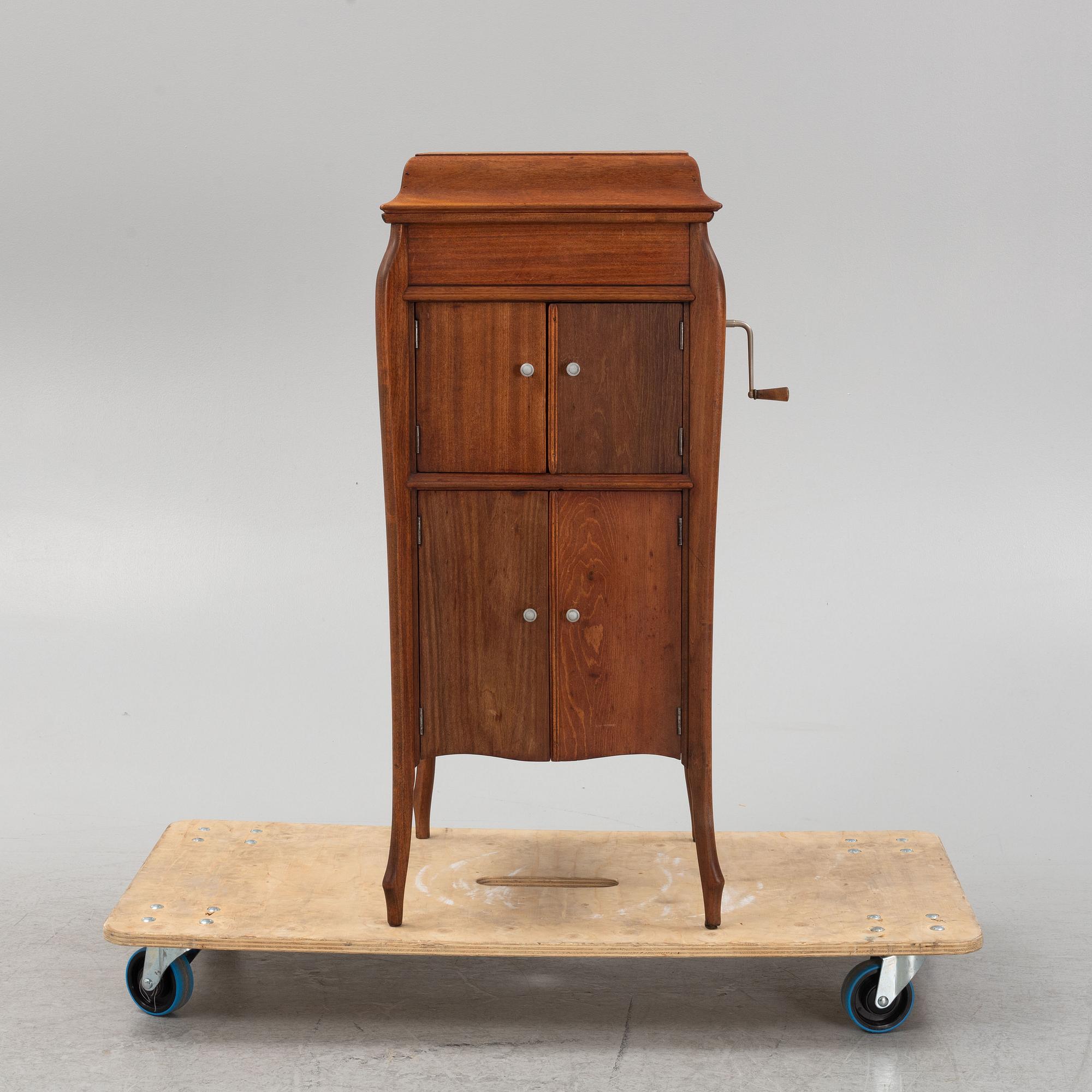 A grammophone cabinet, early 20th Century.