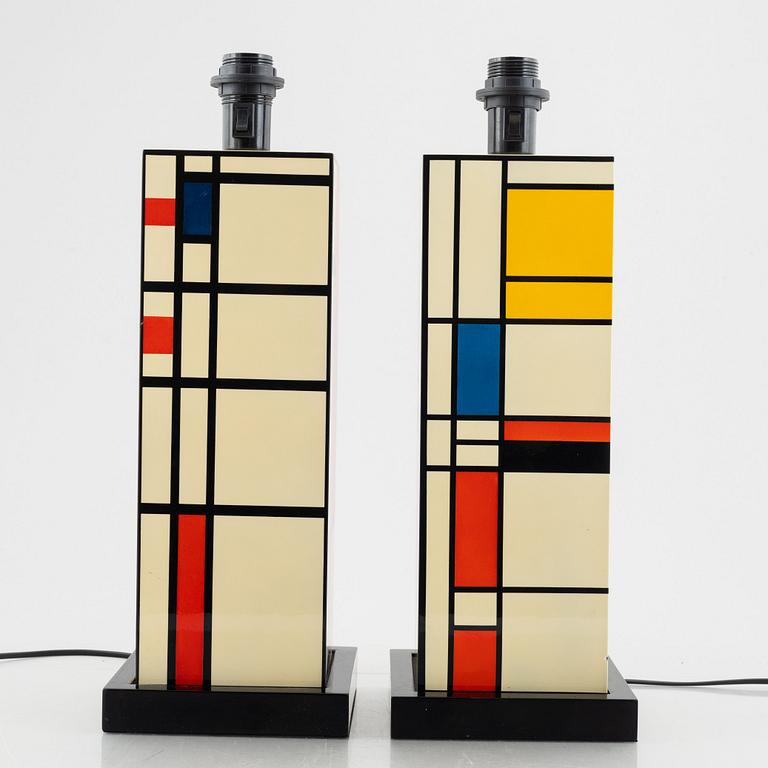 A pair of table lights, late 20th Century.