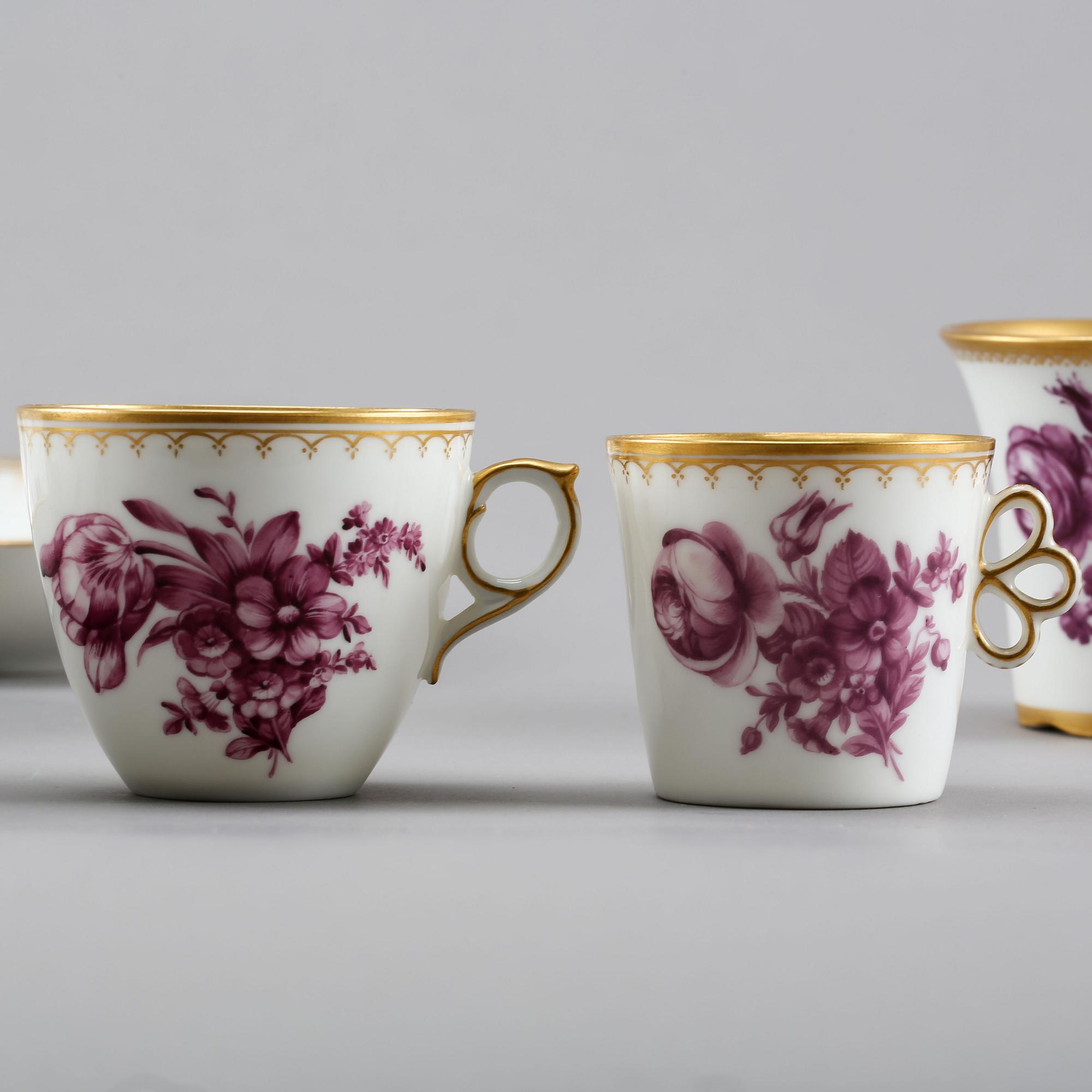 KAFFESERVIS, porslin, 22 delar, "Purple", Royal Copenhagen, Danmark, 1900-tal.