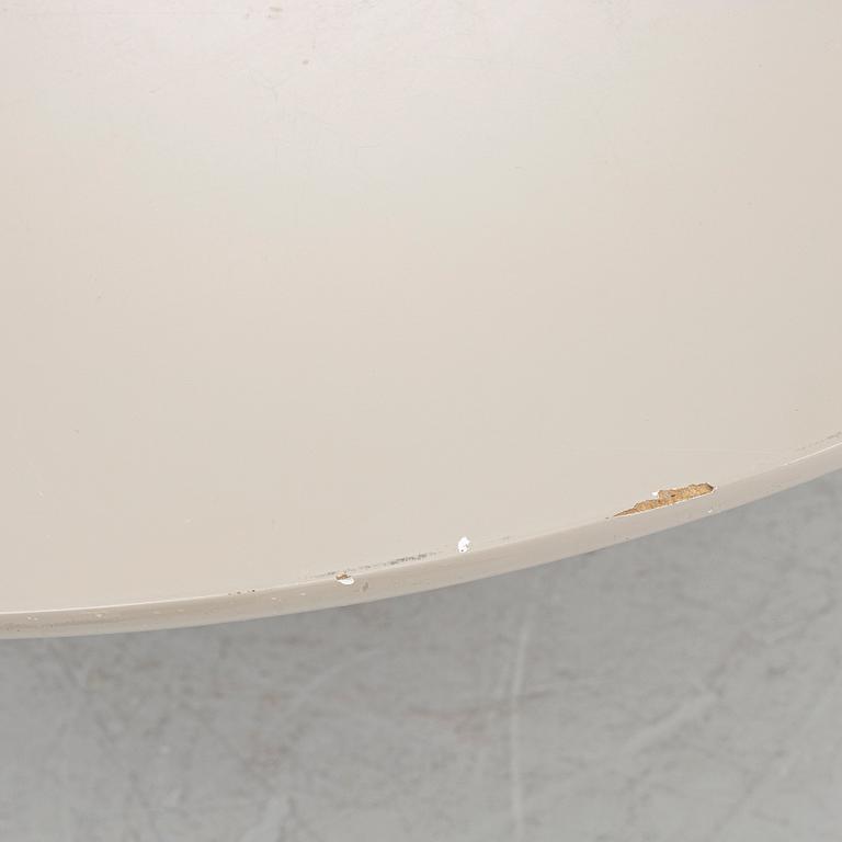 Matbord,  samtida tillverkning.