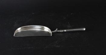 BORDSSKYFFEL, silver, J E Torsk, Stockholm 1896.