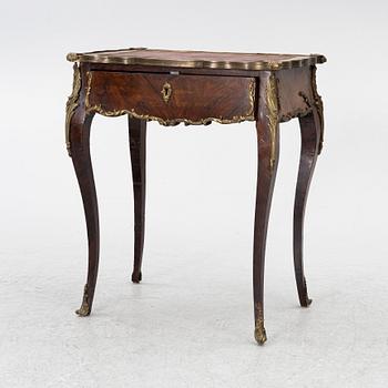 Damarbetsbord, rokokostil, 1800-tal.