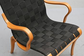 FÅTÖLJER, ett par, "Mina", Bruno Mathsson, Mathsson International, Värnamo, 2000.