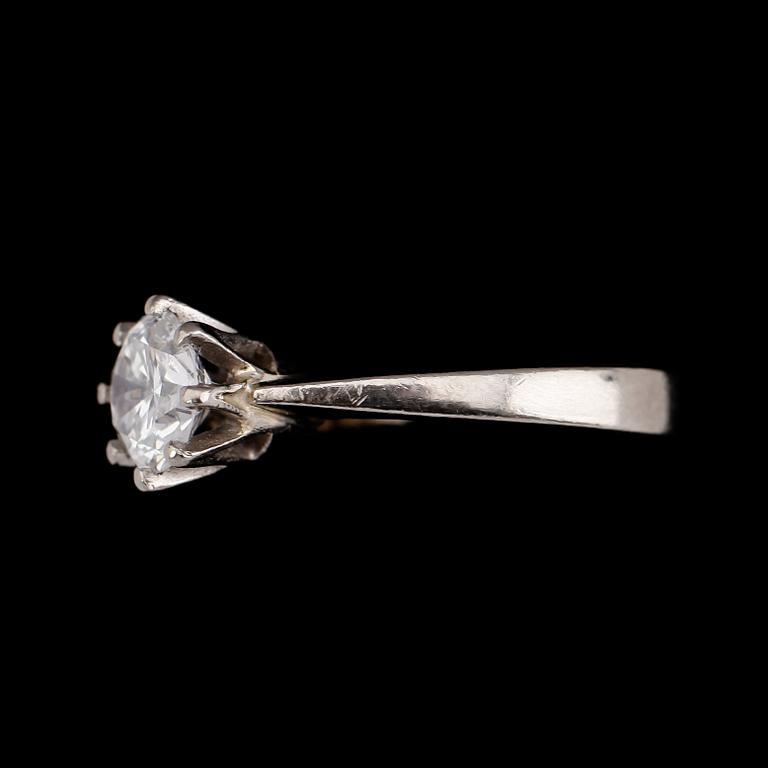 RING, 18 k vitguld, solitär briljantslipad diamant 1.14 ct, svenska stämplar BOJ 1996.