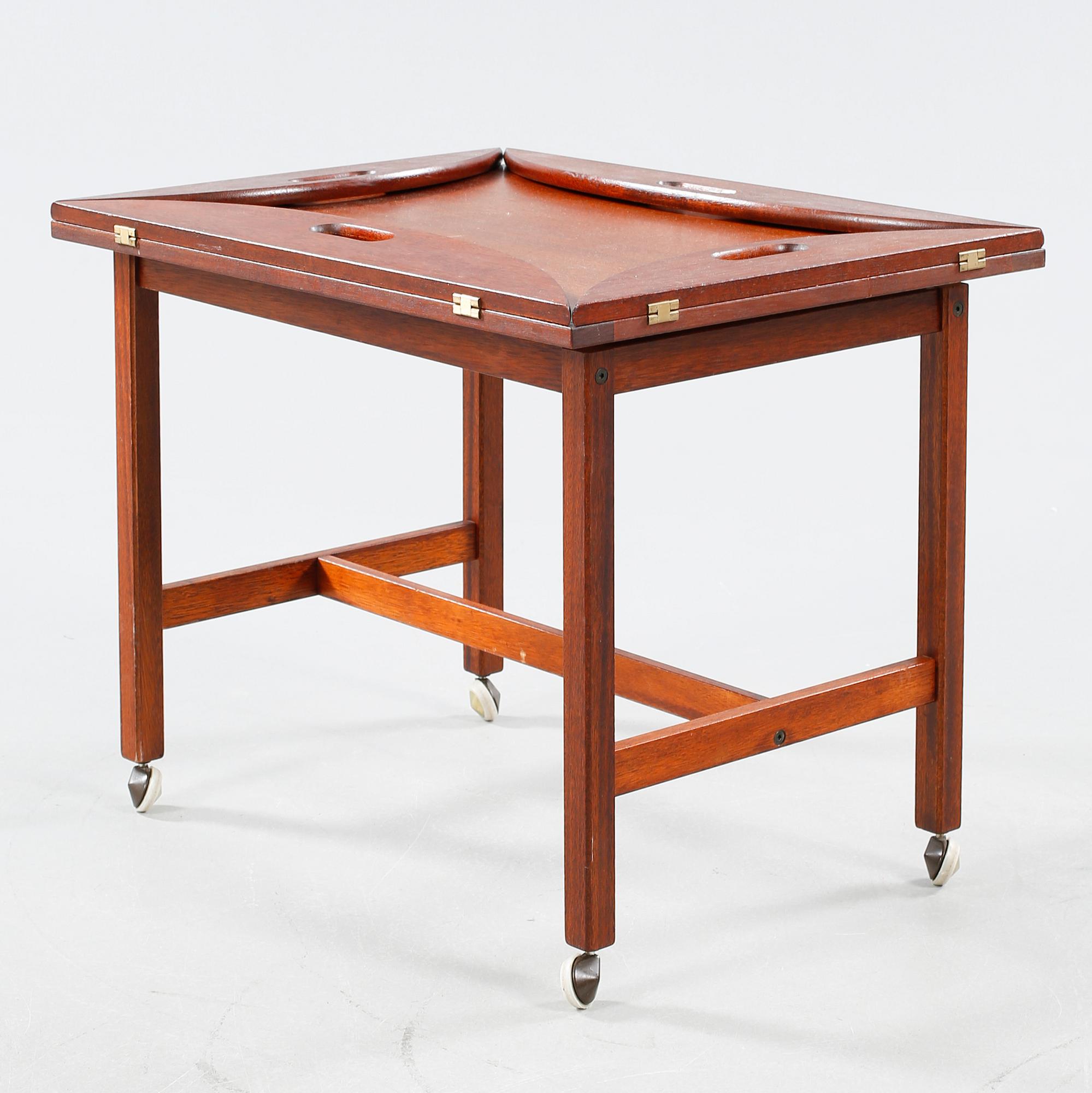 BORD, sk "Butlers Tray", Möbelfabriken Trekanten, Danmark, 1900-talets andra hälft.