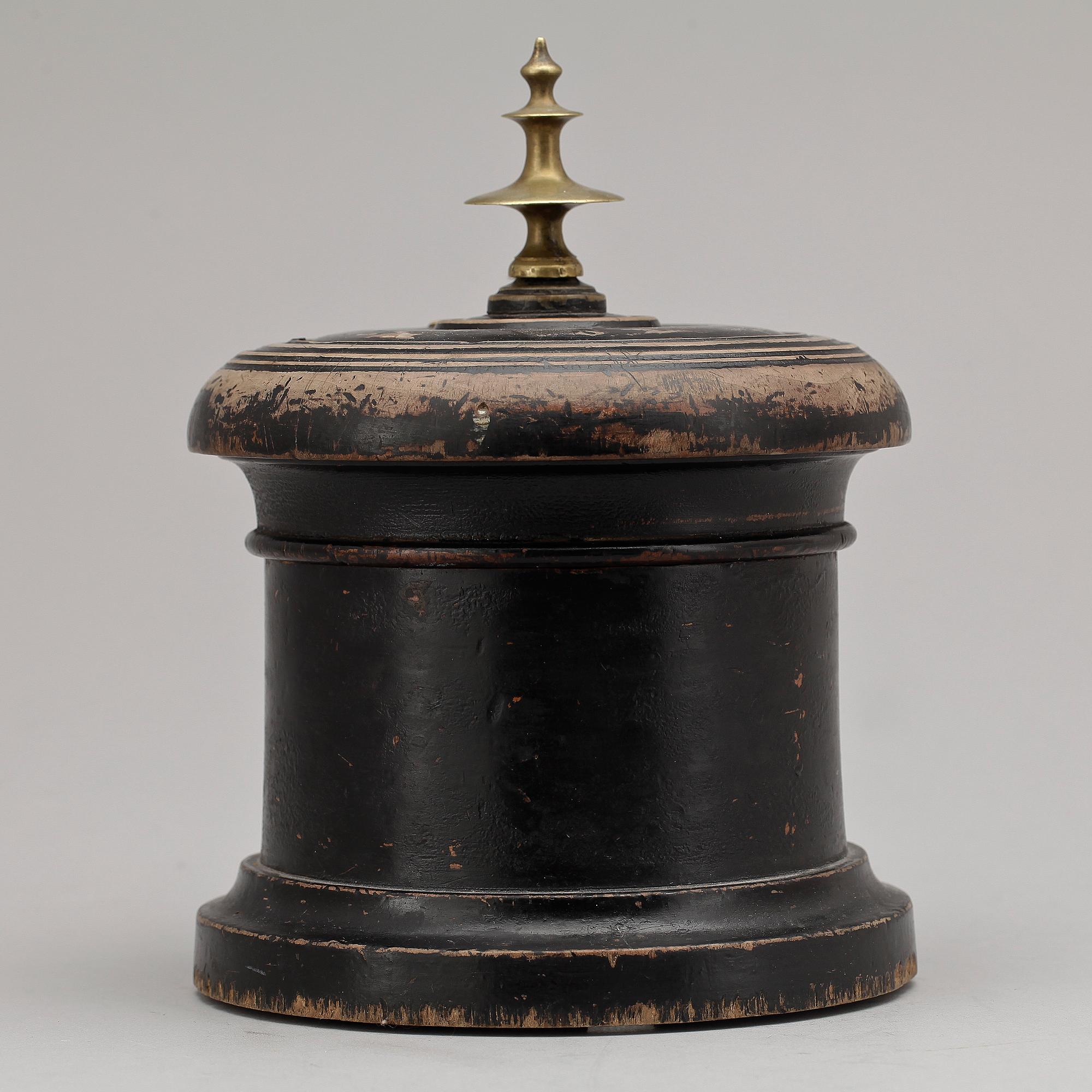 NYSTHÅLLARE, Karl Johan, 1800-talets första hälft.