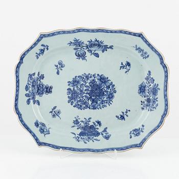 A blue and white serving dish, China, Qianlong (1736-95).