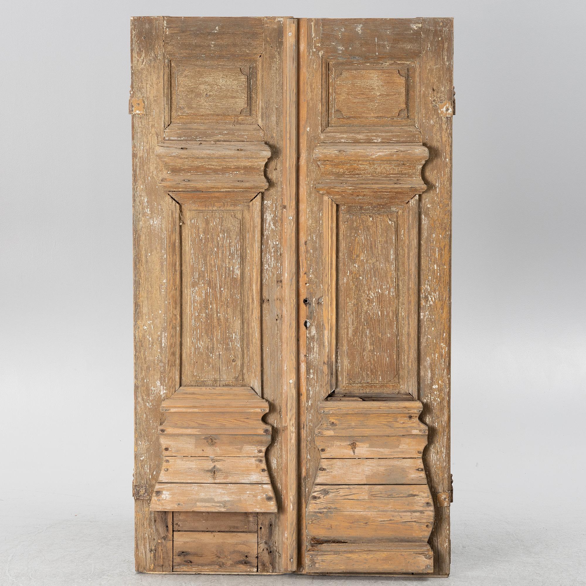 Double doors, 18th/19th century.