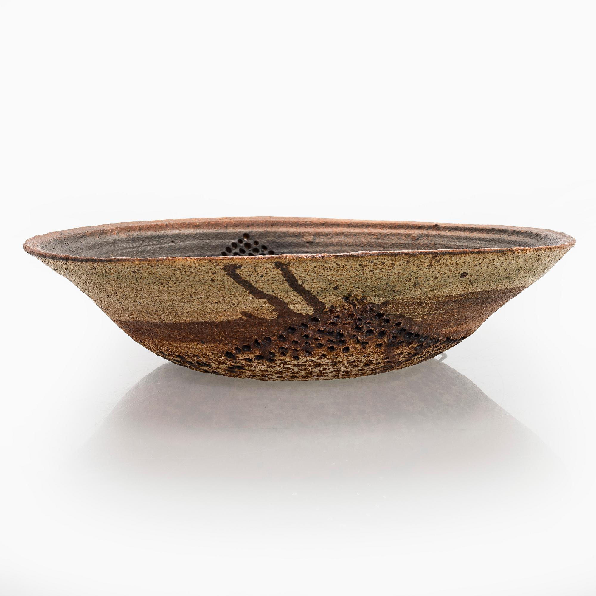 Raija Tuumi, Bowl, signed 1973, Arabia Raija Tuumi.