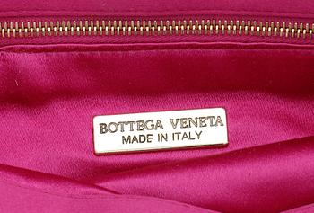 VÄSKA, Bottega Veneta.