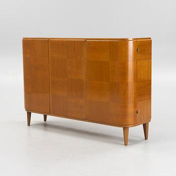 Bertil Fridhagen, a Swedish Modern cabinet, model 'Eugen', Svenska Möbelfabrikerna Bodafors, mid 20th Century.