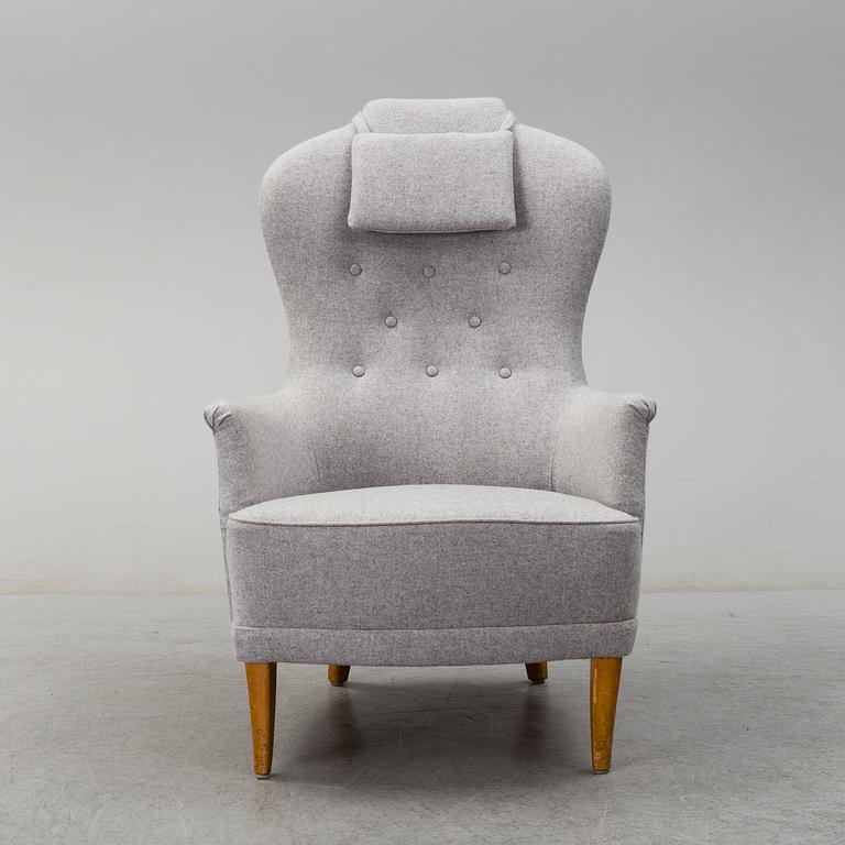 A 'Farmor' easy chair by Carl Malmsten, late 20th century.