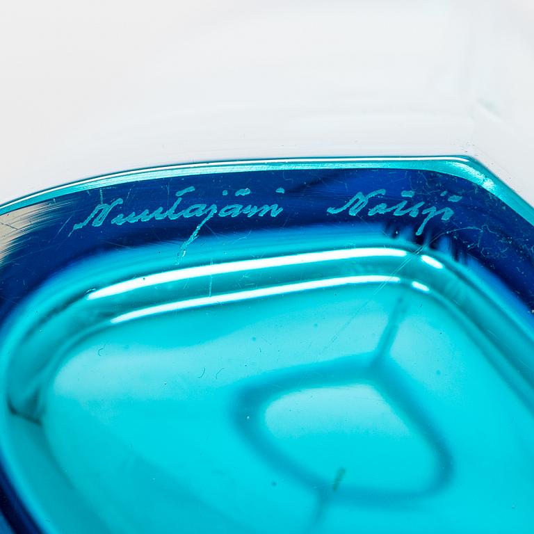 Kaj Franck, glass vase model 304, signed Nuutajärvi Notsjö.