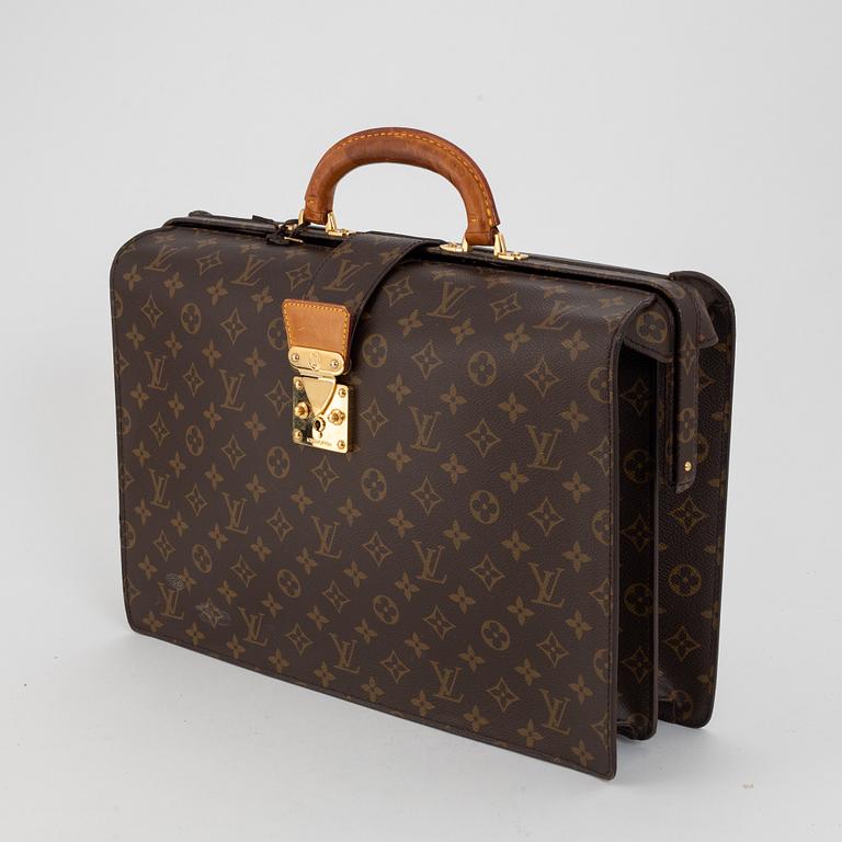 Louis Vuitton, a monogram canvas 'Serviette Fermoir' briefcase.