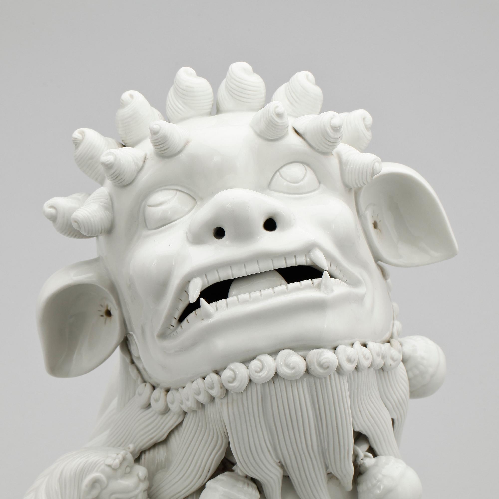 FIGURINER, ett par, blanc de chine. Kina, 1900/2000-tal.