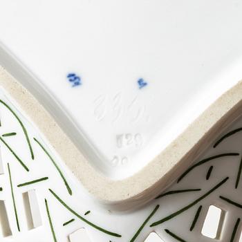 An 187-piece 'Weinlaub' porcelain dinner and coffee service, Meissen, Germany.