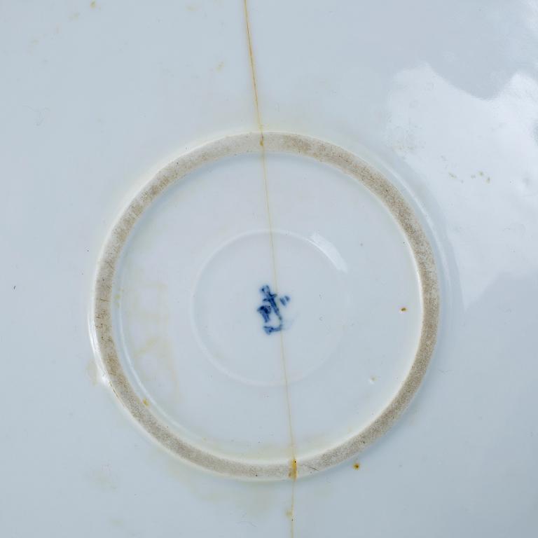 SERVISDELAR, 17 st, "Lökmönstret", främst, Český Porselan, märkta Meissen, Tjeckien.