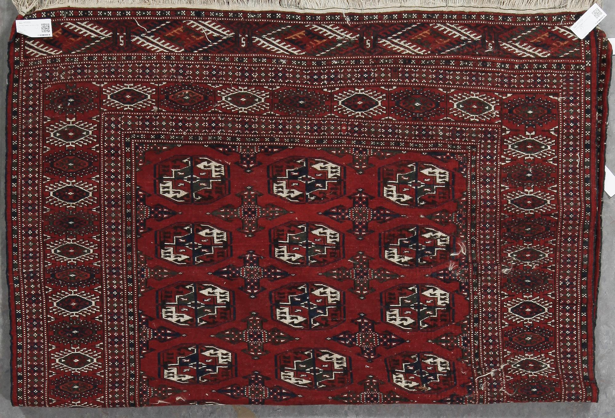 MATTA, tekke, ca 220 x 159 cm.