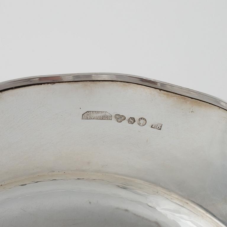 Five Swedish Silver Plates, mark of  Silverhantverk Kurt Ek & Co, Stockholm 1935.